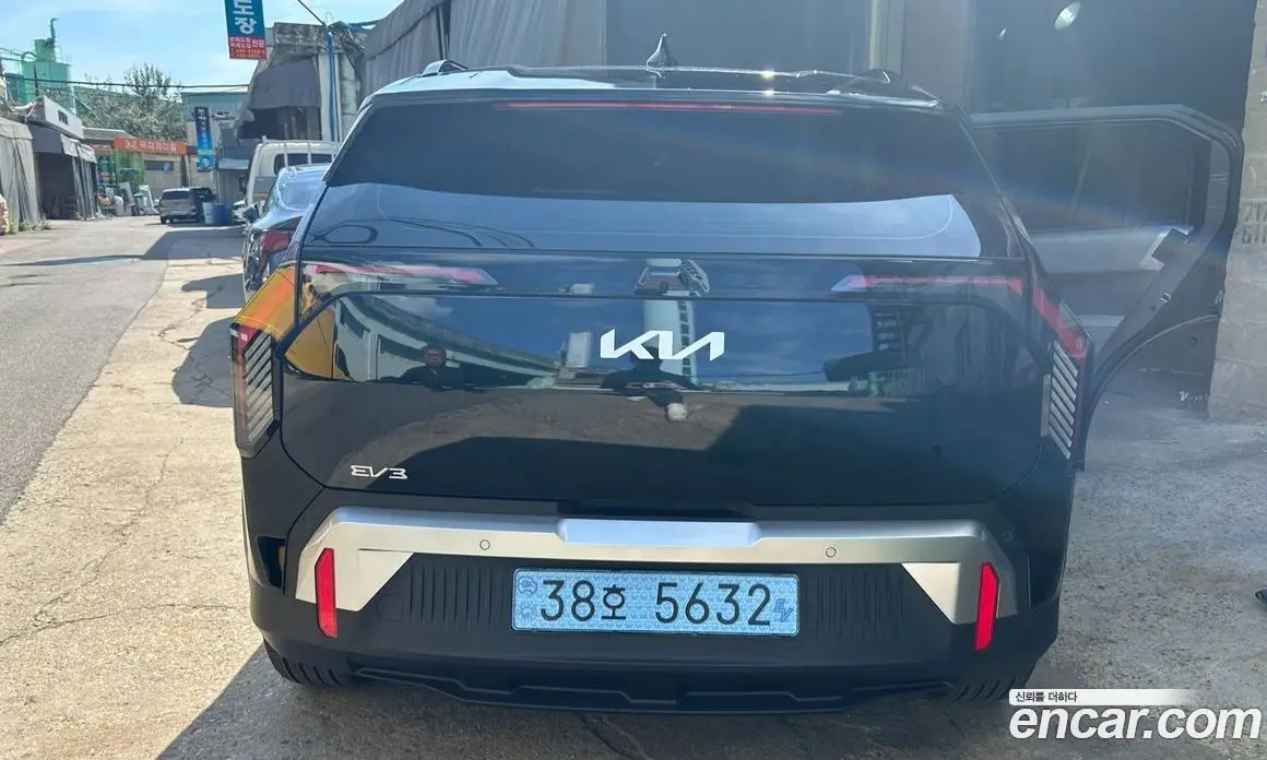 Kia EV3 2025 автомат (гидро), фото 3 Kia EV3 2025 автомат (гидро), фото 3