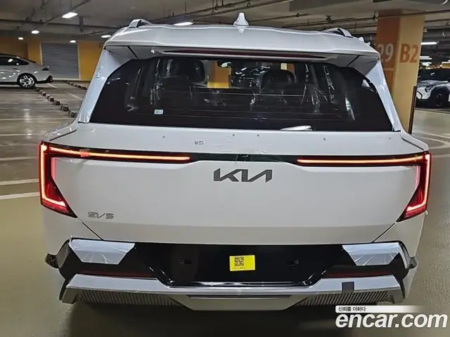 Kia EV5 2026 0.4 автомат (гидро), миниатюра 4 Kia EV5 2026 0.4 автомат (гидро), миниатюра 4