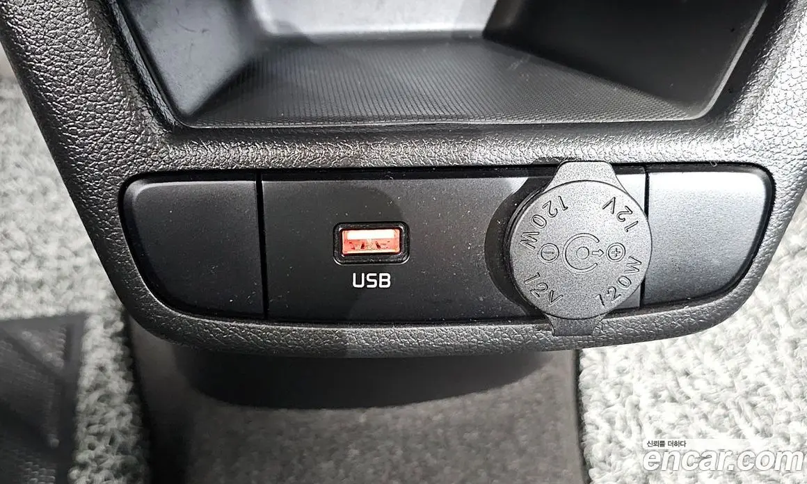 Kia Ray 2022 1.0 автомат (гидро), фото 12