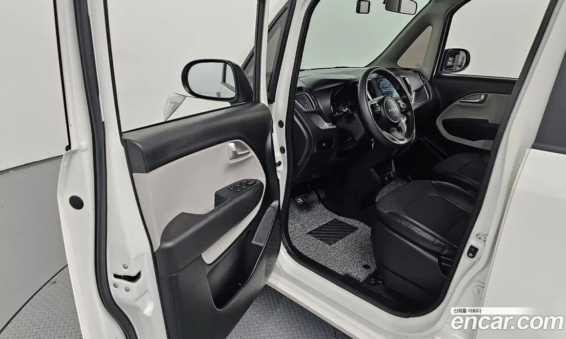 Kia Ray 2022 1.0 автомат (гидро), фото 10