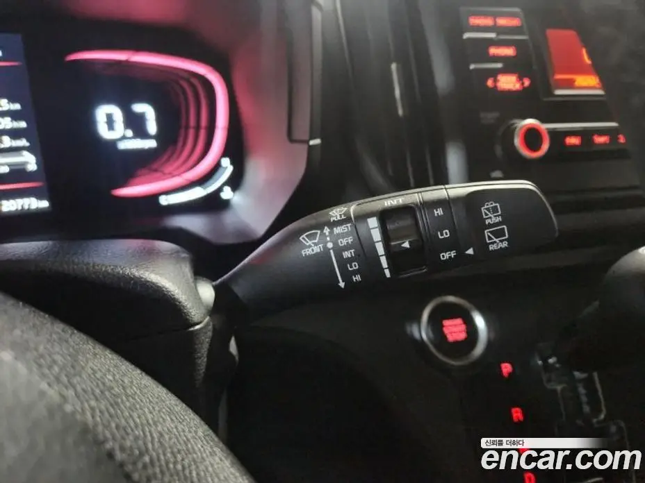Kia Ray 2023 1.0 автомат (гидро), фото 16