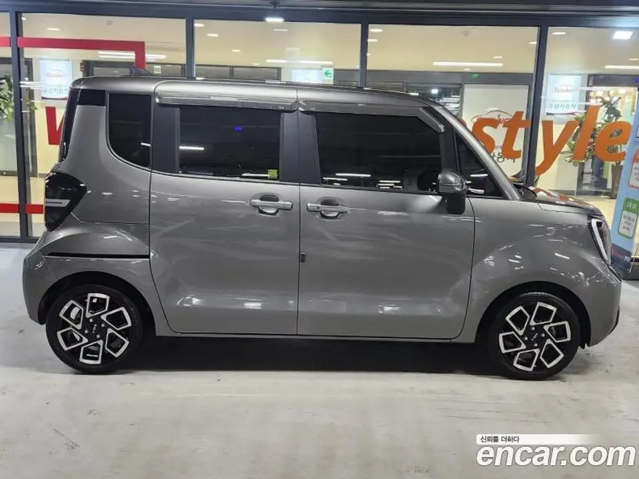 Kia Ray 2023 1.0 автомат (гидро), фото 3