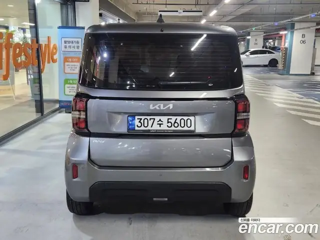 Kia Ray 2023 1.0 автомат (гидро), миниатюра 5