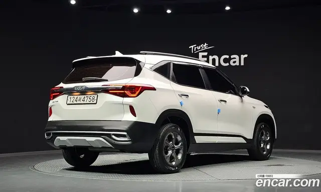 Kia Seltos 2022 1.6 автомат (гидро), миниатюра 2