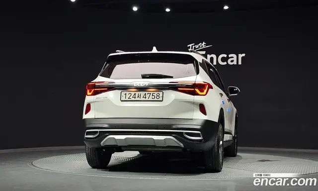 Kia Seltos 2022 1.6 автомат (гидро), миниатюра 4