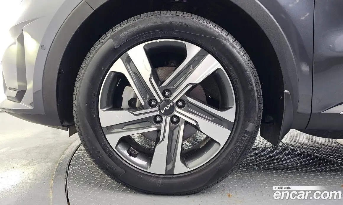Kia Sorento 2021 1.6 автомат (гидро), фото 5