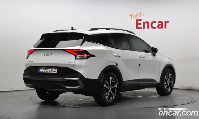Kia Sportage 2022 1.6 автомат (гидро), миниатюра 2