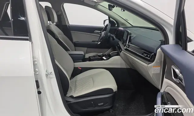 Kia Sportage 2022 1.6 автомат (гидро), миниатюра 11