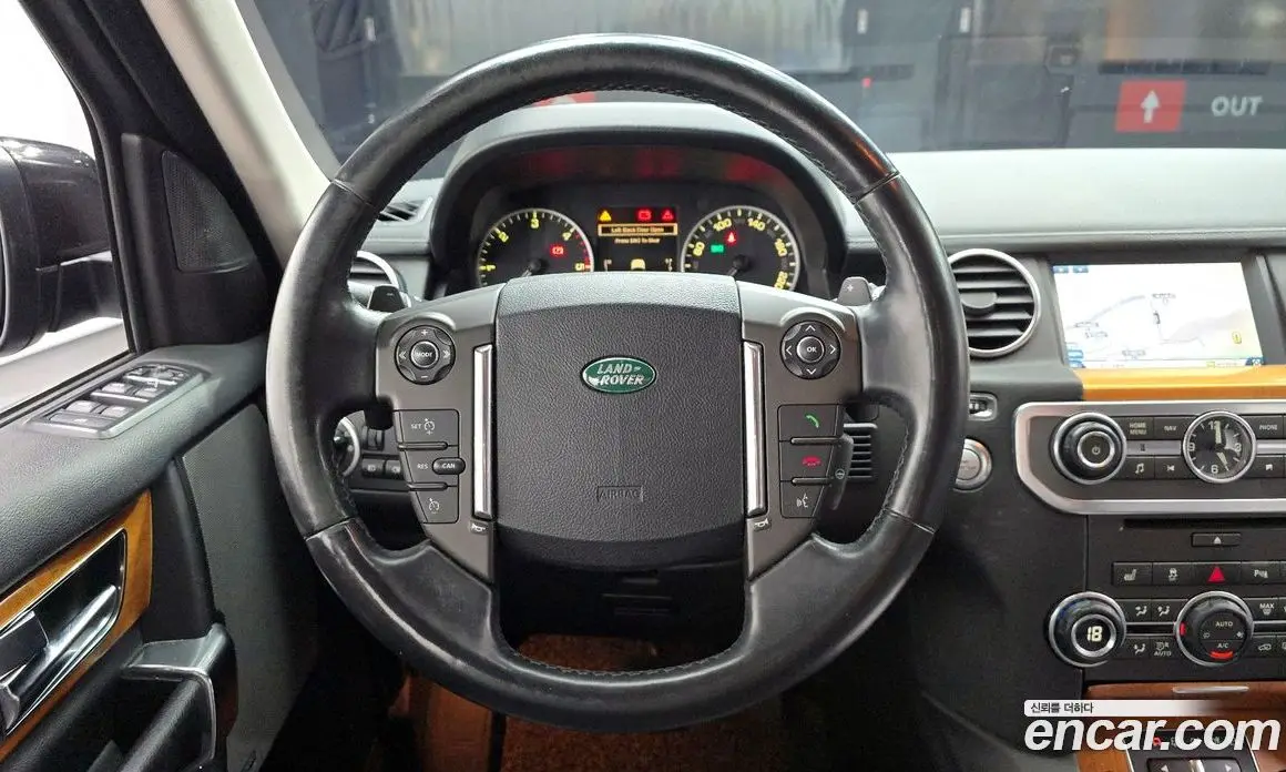 Land Rover Discovery 2013 3.0 автомат (гидро), фото 13