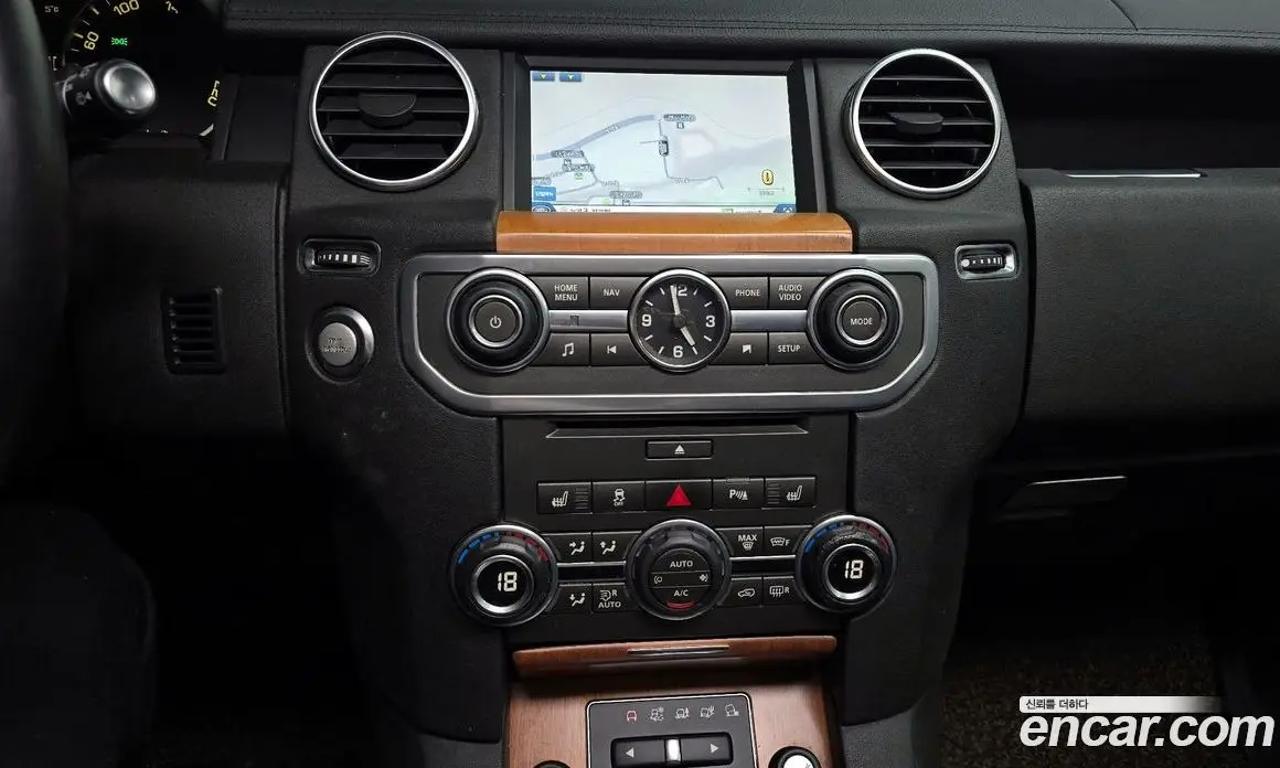 Land Rover Discovery 2013 3.0 автомат (гидро), фото 15