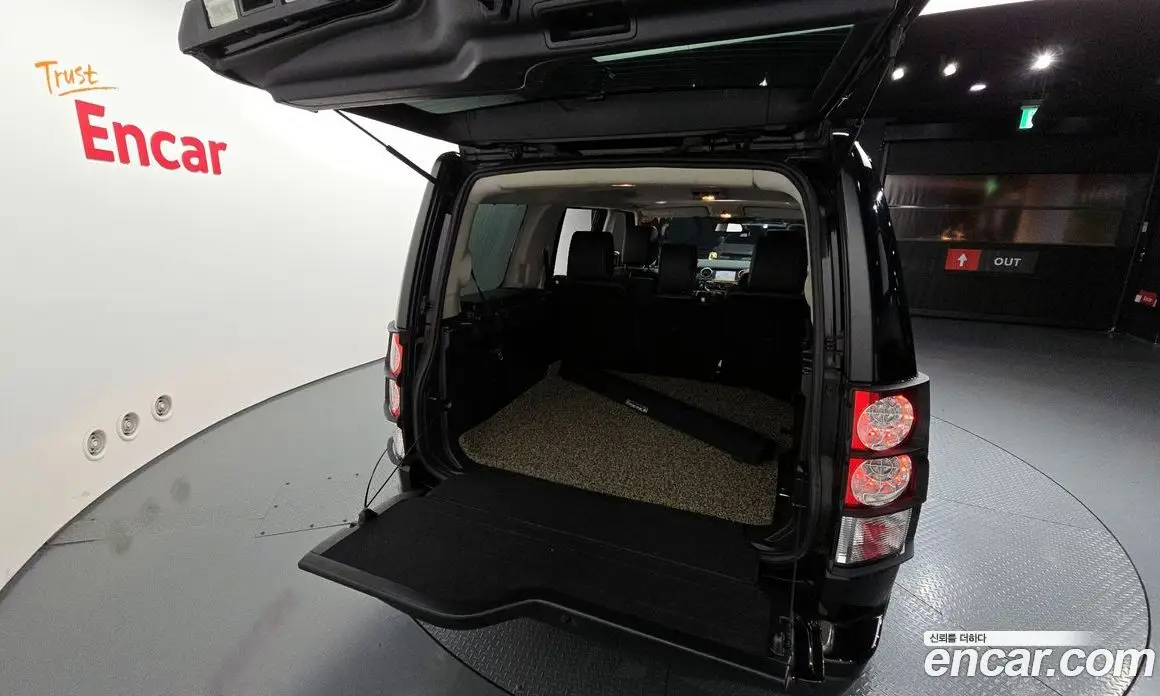 Land Rover Discovery 2013 3.0 автомат (гидро), фото 20