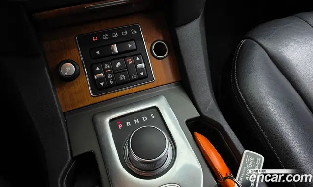 Land Rover Discovery 2014 3.0 автомат (гидро), миниатюра 9