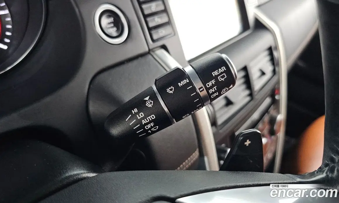 Land Rover Discovery Sport 2016 2.0 автомат (гидро), фото 17