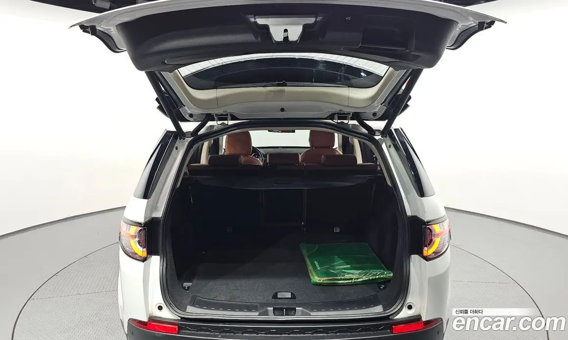 Land Rover Discovery Sport 2016 2.0 автомат (гидро), фото 20