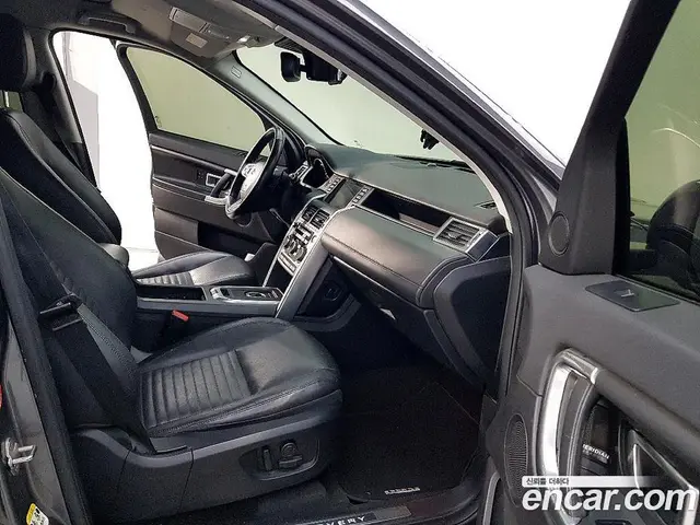 Land Rover Discovery Sport 2016 2.0 автомат (гидро), миниатюра 12