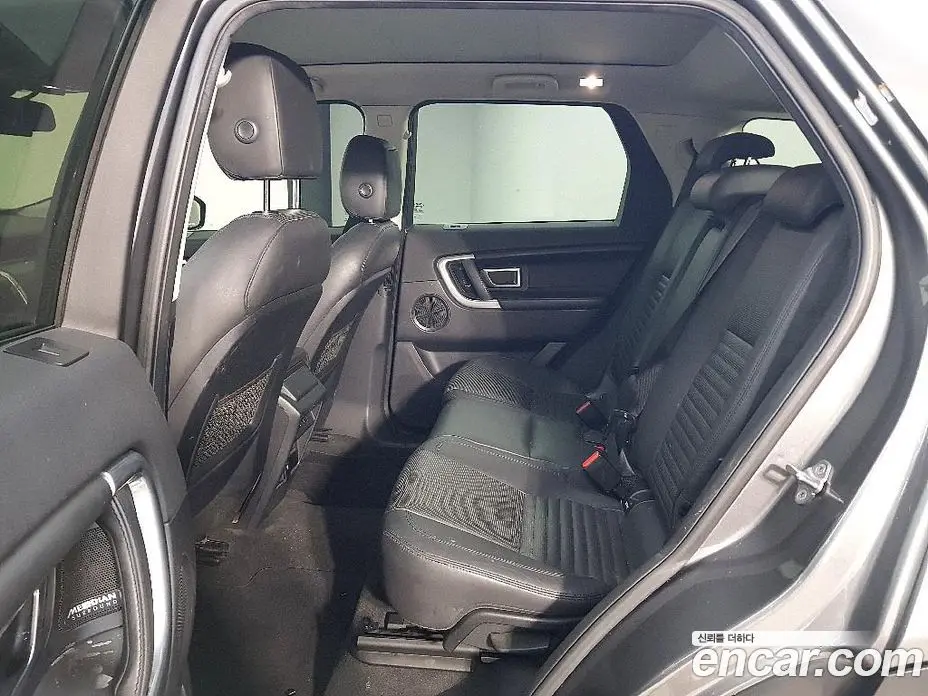 Land Rover Discovery Sport 2016 2.0 автомат (гидро), фото 20