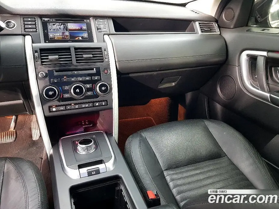 Land Rover Discovery Sport 2016 2.0 автомат (гидро), фото 9