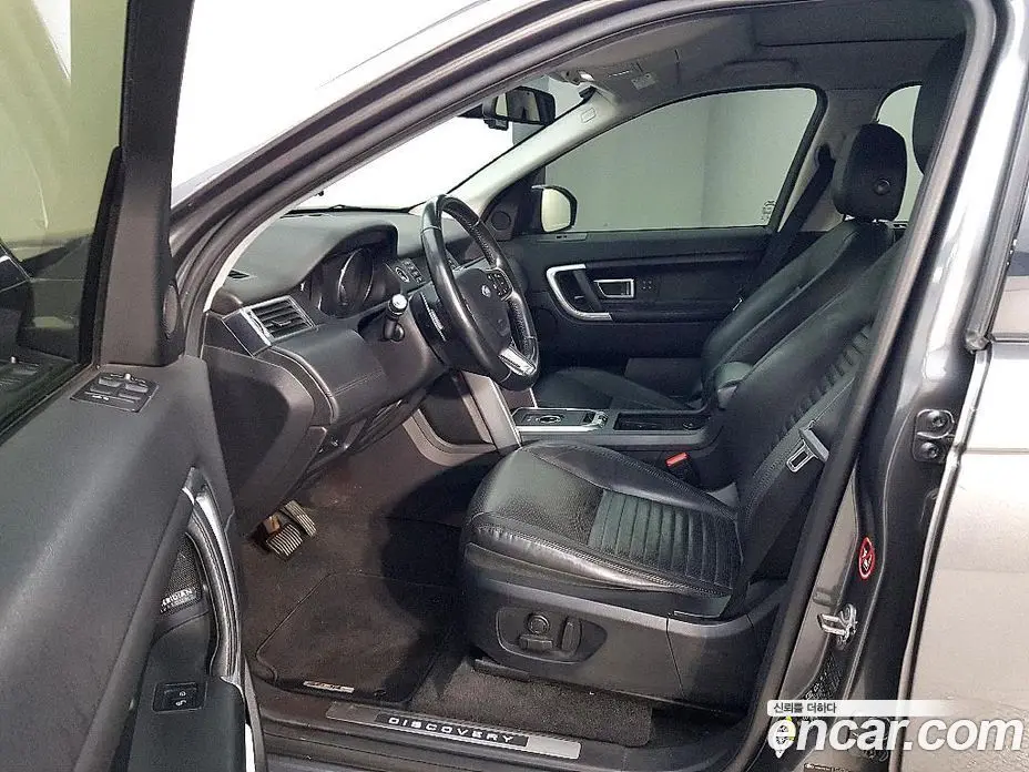 Land Rover Discovery Sport 2016 2.0 автомат (гидро), фото 10