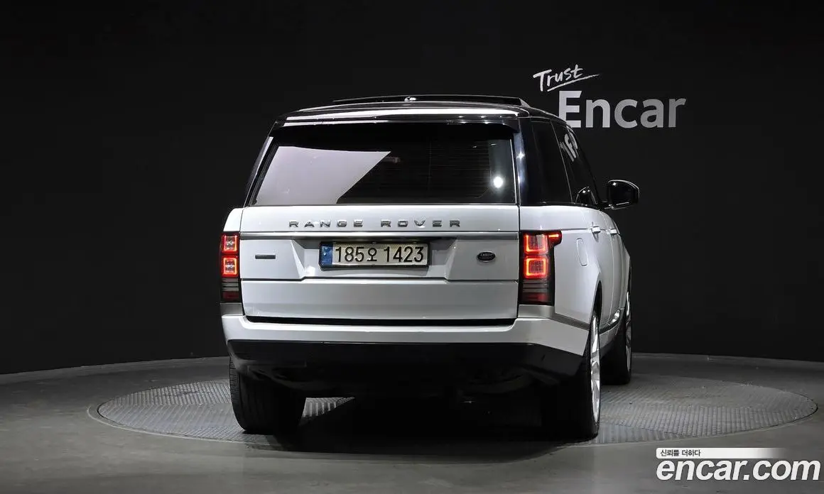 Land Rover Range Rover 2016 4.4 автомат (гидро), фото 4