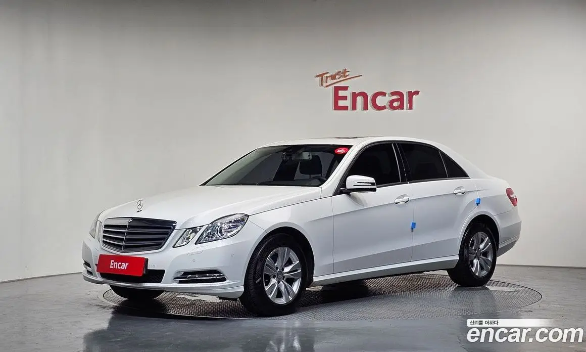 Mercedes-Benz E-Class 2013 1.8 автомат (гидро), фото 1 Mercedes-Benz E-Class 2013 1.8 автомат (гидро), фото 1
