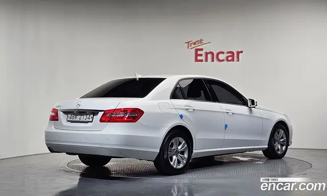 Mercedes-Benz E-Class 2013 1.8 автомат (гидро), миниатюра 2 Mercedes-Benz E-Class 2013 1.8 автомат (гидро), миниатюра 2