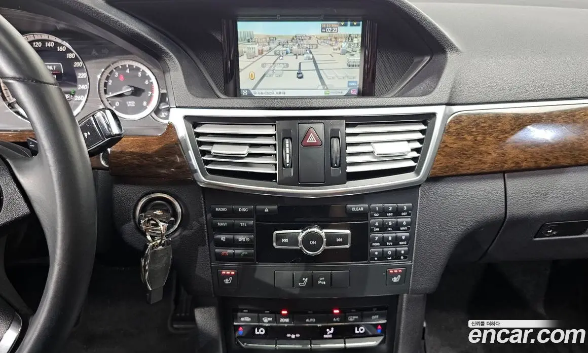 Mercedes-Benz E-Class 2013 1.8 автомат (гидро), фото 13 Mercedes-Benz E-Class 2013 1.8 автомат (гидро), фото 13