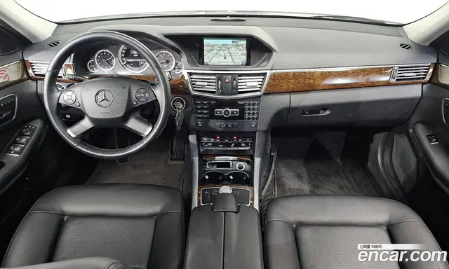 Mercedes-Benz E-Class 2013 1.8 автомат (гидро), миниатюра 7 Mercedes-Benz E-Class 2013 1.8 автомат (гидро), миниатюра 7
