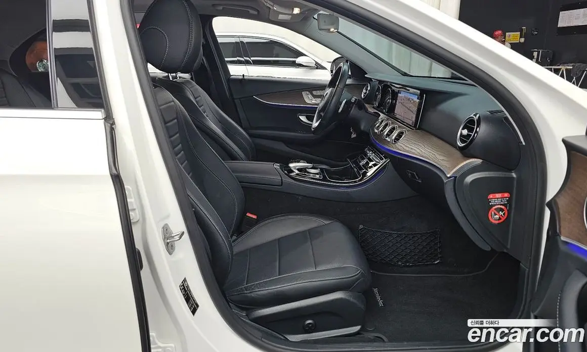 Mercedes-Benz E-Class 2018 2.0 автомат (гидро), фото 11