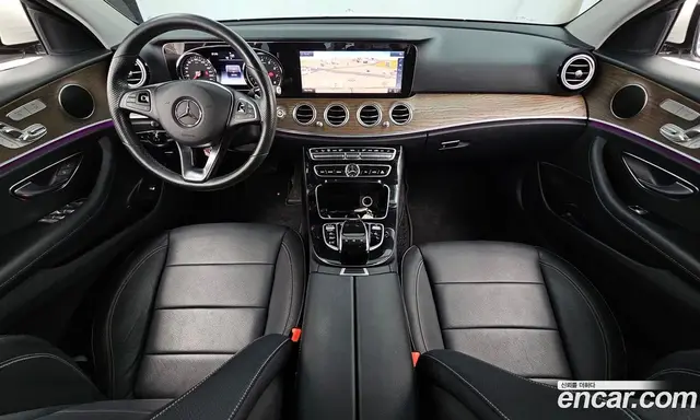 Mercedes-Benz E-Class 2018 2.0 автомат (гидро), миниатюра 7