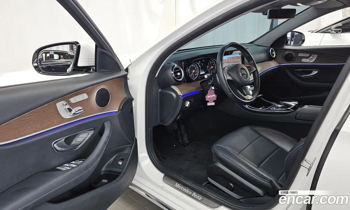 Mercedes-Benz E-Class 2018 2.0 автомат (гидро), фото 10