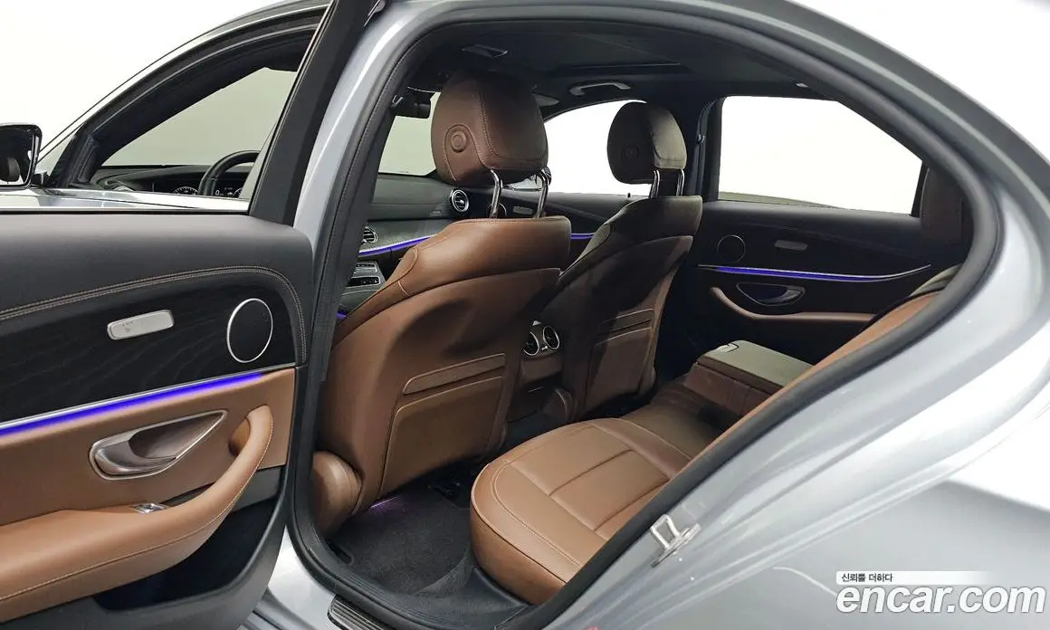 Mercedes-Benz E-Class 2023 2.0 автомат (гидро), фото 11 Mercedes-Benz E-Class 2023 2.0 автомат (гидро), фото 11
