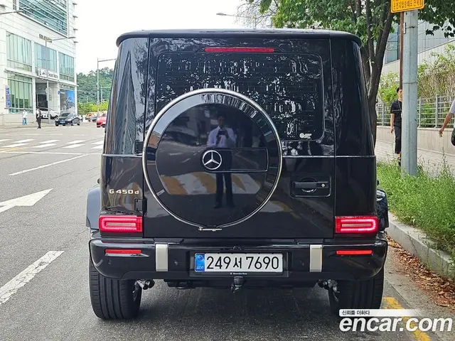 Mercedes-Benz G-Class 2026 3.0 автомат (гидро), миниатюра 3