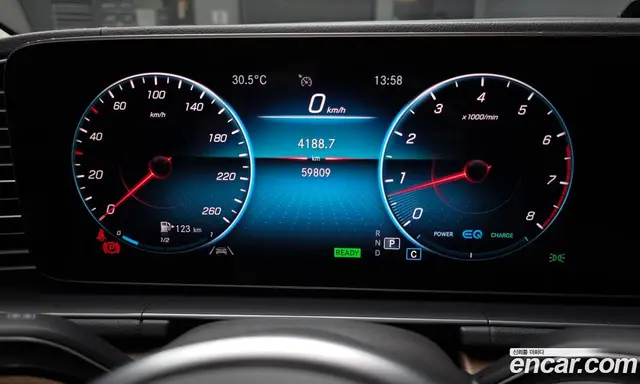 Mercedes-Benz GLE-Class 2019 3.0 автомат (гидро), миниатюра 8