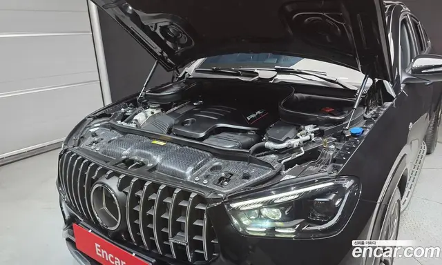 Mercedes-Benz GLE-Class 2024 3.0 автомат (гидро), миниатюра 6