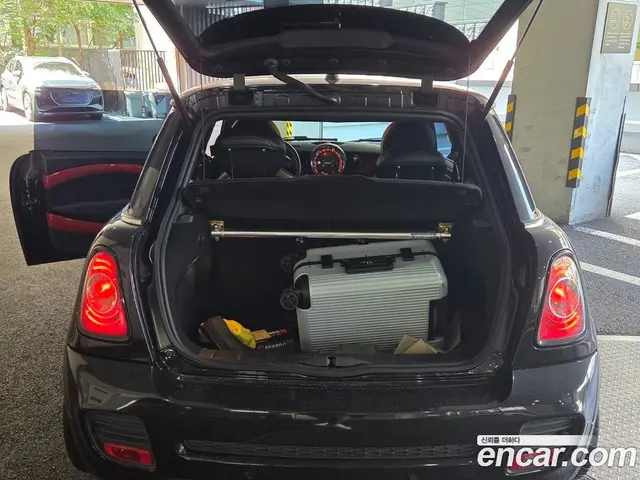 Mini Cooper 2013 1.6 автомат (гидро), миниатюра 11