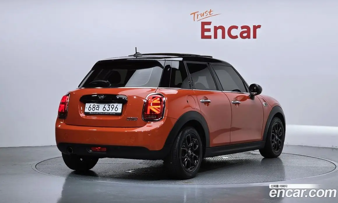 Mini Cooper 2018 1.5 автомат (гидро), фото 2 Mini Cooper 2018 1.5 автомат (гидро), фото 2