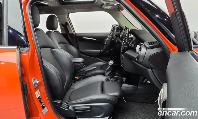 Mini Cooper 2018 1.5 автомат (гидро), миниатюра 11 Mini Cooper 2018 1.5 автомат (гидро), миниатюра 11