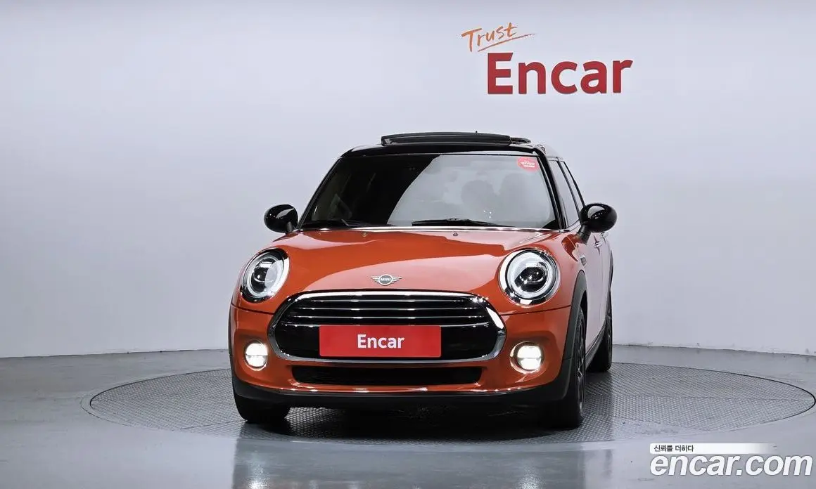 Mini Cooper 2018 1.5 автомат (гидро), фото 3 Mini Cooper 2018 1.5 автомат (гидро), фото 3