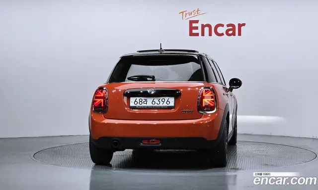 Mini Cooper 2018 1.5 автомат (гидро), миниатюра 4 Mini Cooper 2018 1.5 автомат (гидро), миниатюра 4