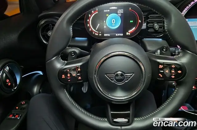 Mini Cooper 2023 2.0 автомат (гидро), миниатюра 6