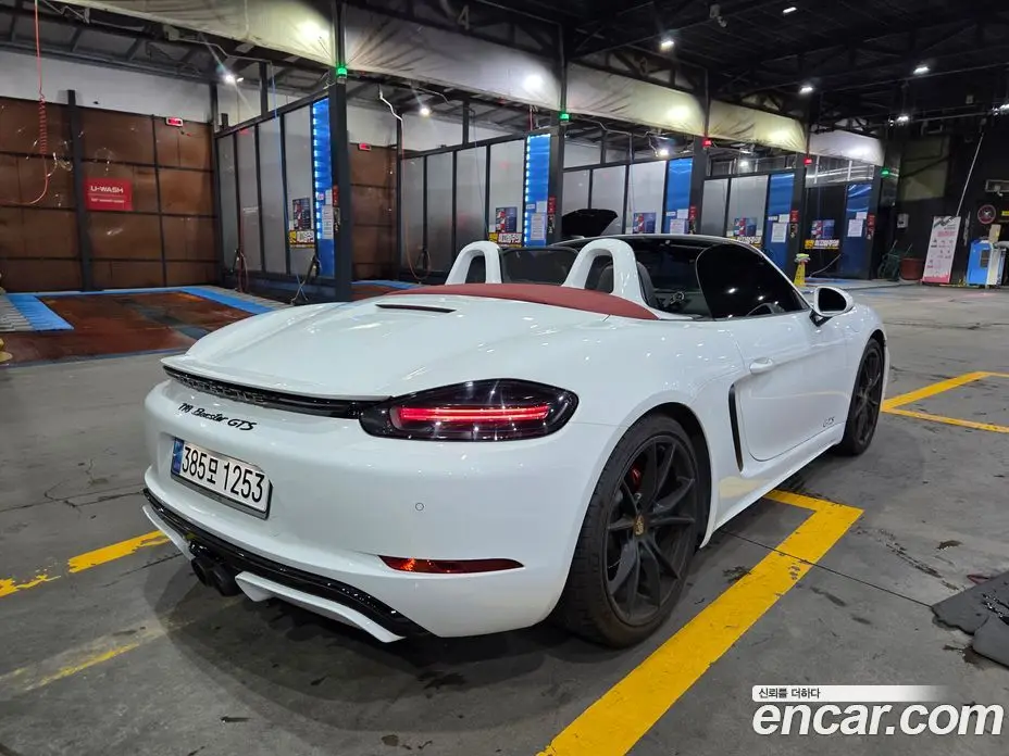 Porsche 718 2018 2.5 автомат (гидро), фото 2 Porsche 718 2018 2.5 автомат (гидро), фото 2