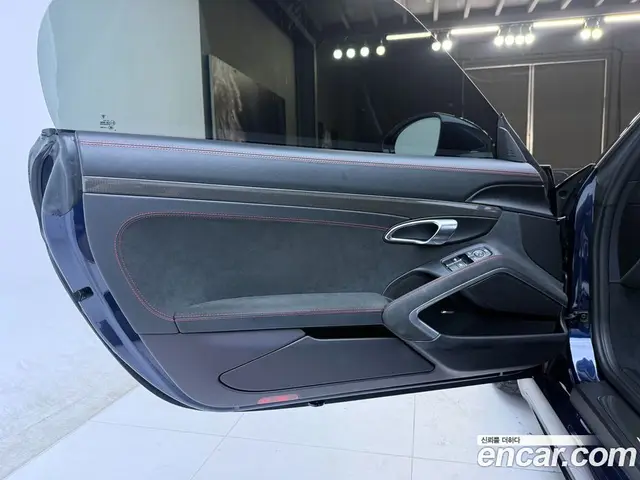 Porsche 718 2021 4.0 автомат (гидро), миниатюра 12