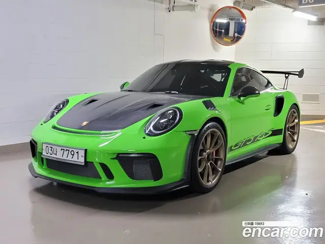 Porsche 911, 2019, 4 900 км