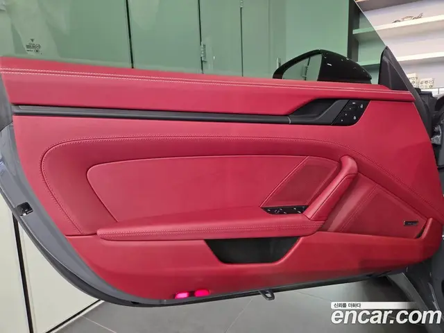 Porsche 911 2025 3.6 автомат (гидро), миниатюра 10 Porsche 911 2025 3.6 автомат (гидро), миниатюра 10