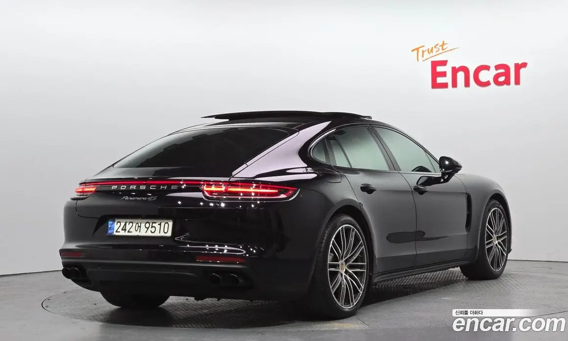 Porsche Panamera 2018 2.9 автомат (гидро), фото 2 Porsche Panamera 2018 2.9 автомат (гидро), фото 2