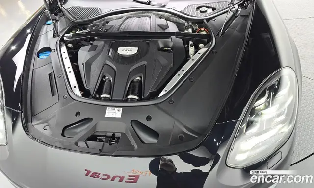 Porsche Panamera 2018 2.9 автомат (гидро), миниатюра 6 Porsche Panamera 2018 2.9 автомат (гидро), миниатюра 6