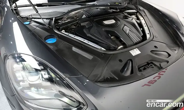 Porsche Panamera 2018 3.0 автомат (гидро), миниатюра 6