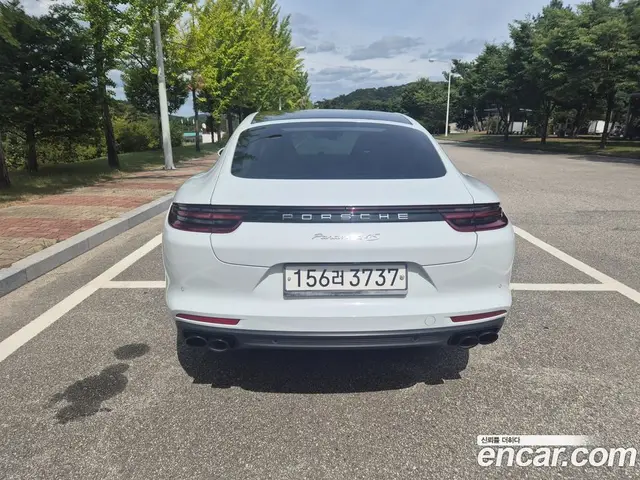 Porsche Panamera 2018 2.9 автомат (гидро), миниатюра 4 Porsche Panamera 2018 2.9 автомат (гидро), миниатюра 4