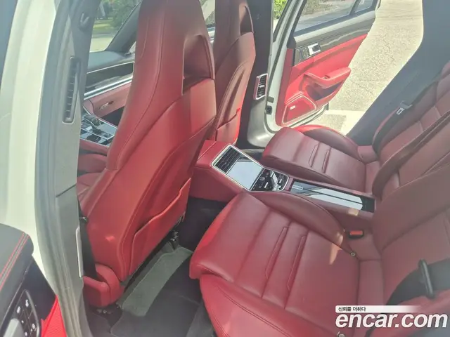 Porsche Panamera 2018 2.9 автомат (гидро), миниатюра 10 Porsche Panamera 2018 2.9 автомат (гидро), миниатюра 10
