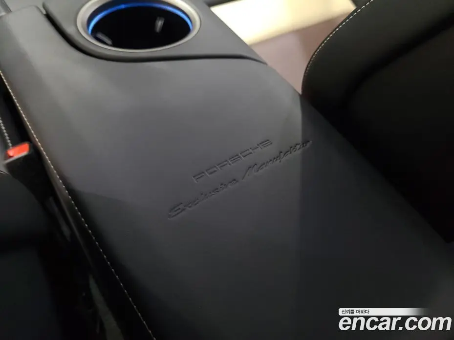 Porsche Taycan 2025 0.1 автомат (гидро), фото 19